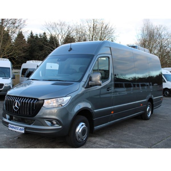 Minibus Mercedes 519 Cdi VIP 19 places