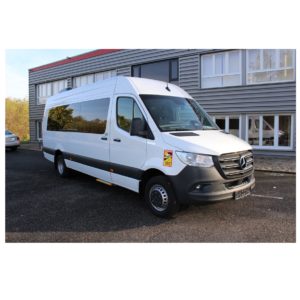Minibus Mercedes Sprinter 22 places climatisation attache remorque Minibus Mercedes Sprinter 22 places climatisation attache remorque